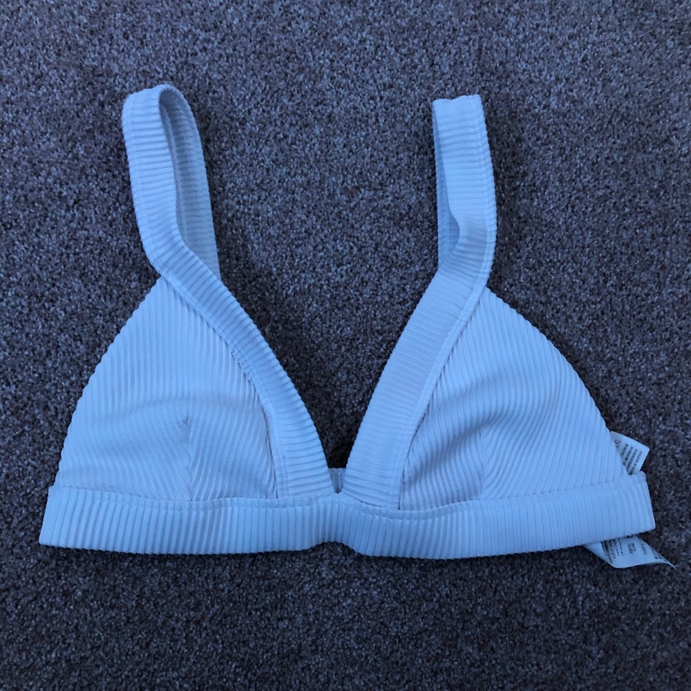 White ribbed Hollister bikini top